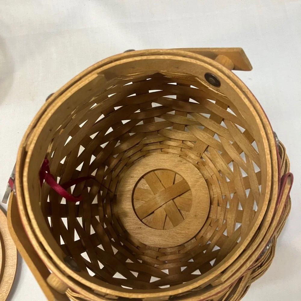 Longaberger 2004 Pasadena Tournament of Roses Basket Carved Lid Handwoven Rustic